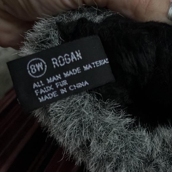 Totes Snow Boots - Picture 6 of 8